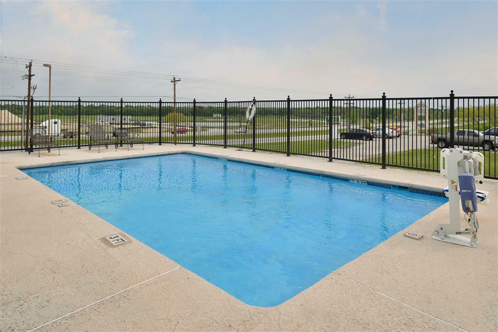 Red Roof Inn & Suites Austin East - Manor Facilidades foto